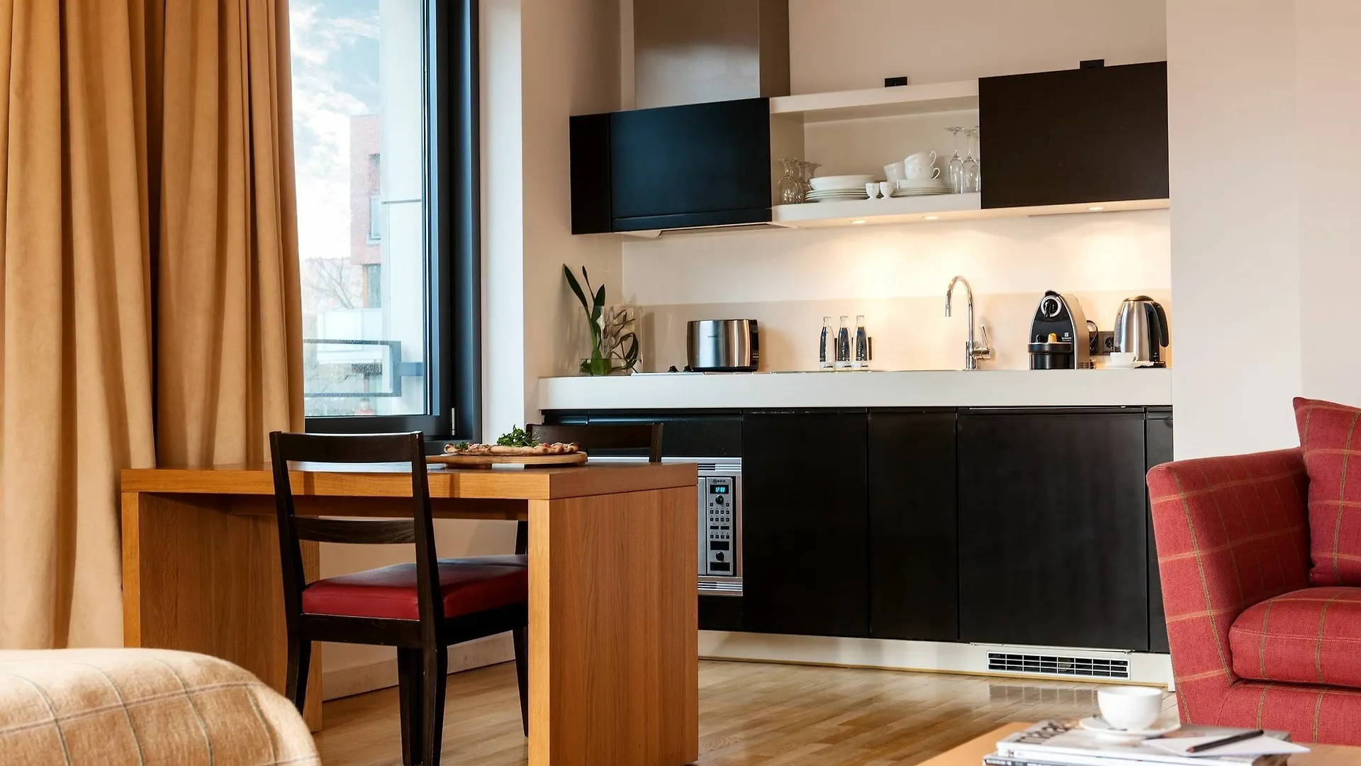 Clipper Boardinghouse - Hamburg-Holzhafen Aparthotel  Hamburgo
